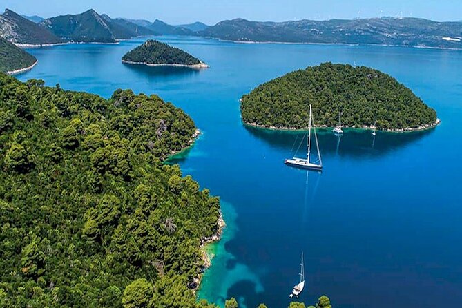 Elaphite Islands & Mljet - Private Boat Excursion from Dubrovnik - What You Get on the Beneteau Flyer