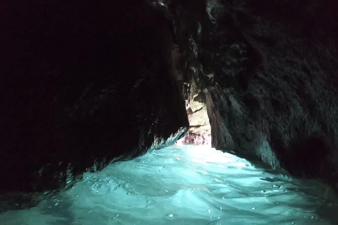 Elaphiti Island private boat tour - The skippers and the private service