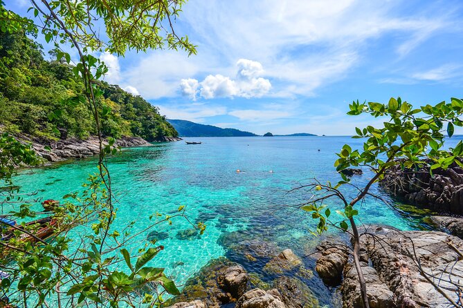 Experience the Koh Lipe Frontier in the Eastern Adang Archipelago - Koh Buloh and its colorful coral garden