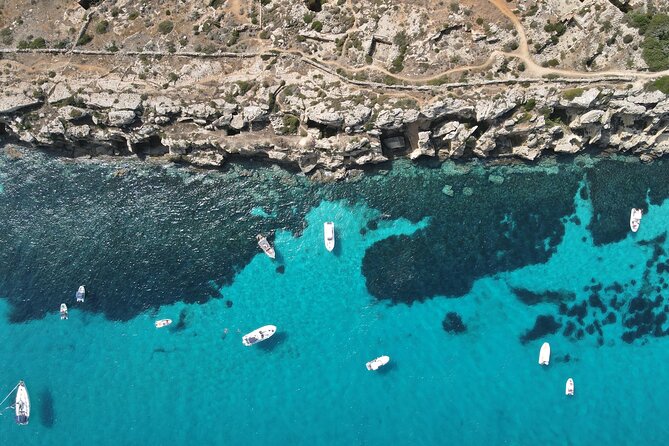 Favignana and Levanzo, Egadi islands tour by boat from Trapani - Ninety minutes to eat and explore Favignana