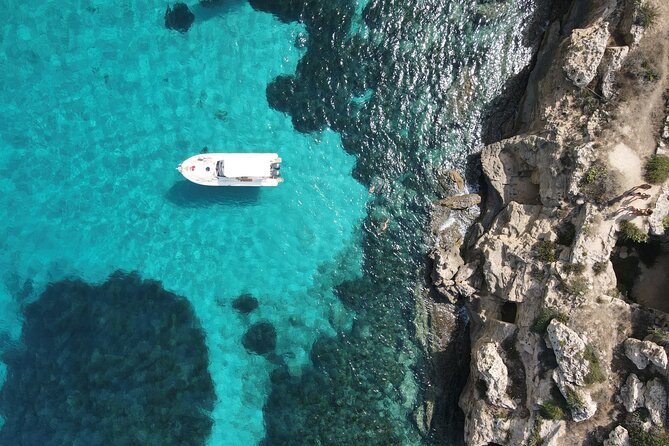 Favignana and Levanzo, Egadi islands tour by boat from Trapani - Cala Minnola, the quieter final cove