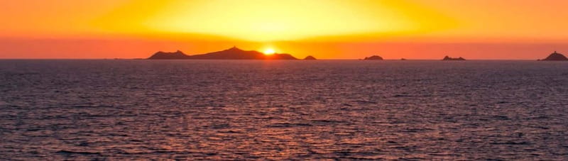 From Ajaccio: Sanguinaires Islands Boat Trip With Aperitif - Reaching Grande Sanguinaire in about 30 minutes