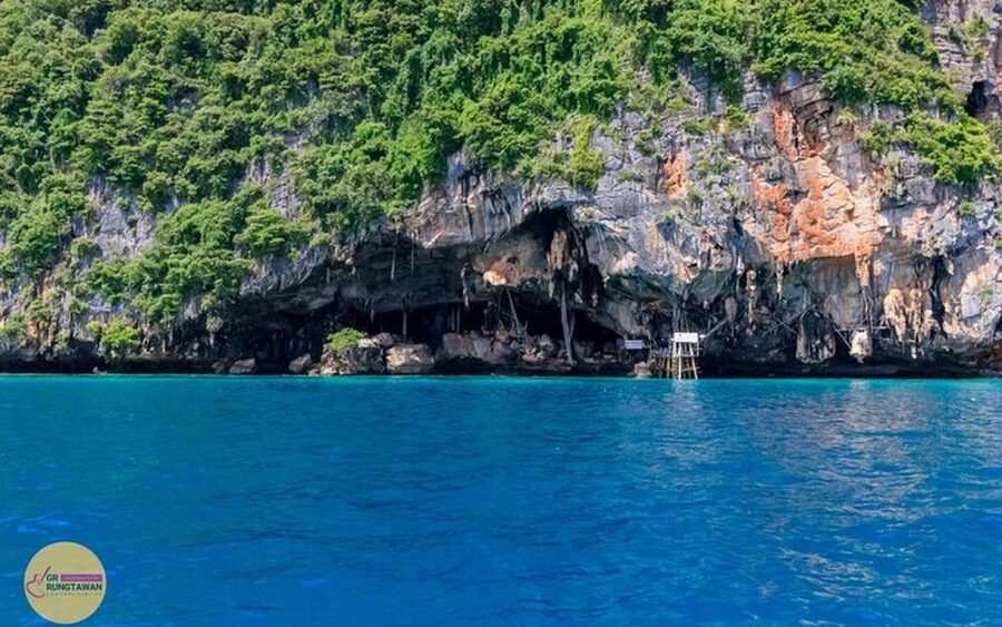 From Ao Nang: Phi Phi Islands Day Tour by Boat with Lunch - Why this Phi Phi day trip works for first-time visitors