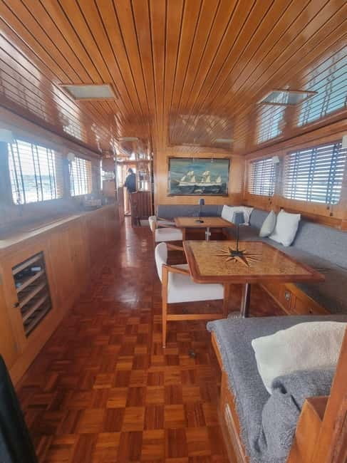 From Athens: All Inclusive Day Cruise to 3 Islands - Agistri gives you 90 minutes of island freedom