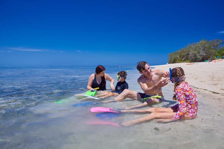 From Cairns: 2 Islands 1 day - Fitzroy & Green Islands - Green Island National Park: your longer afternoon stop