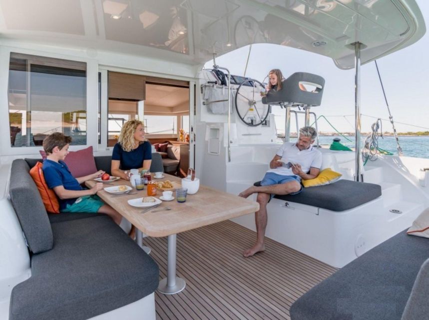 From Cannigione: Catamaran tour in La Maddalena Archipelago - Who will enjoy this catamaran trip most?
