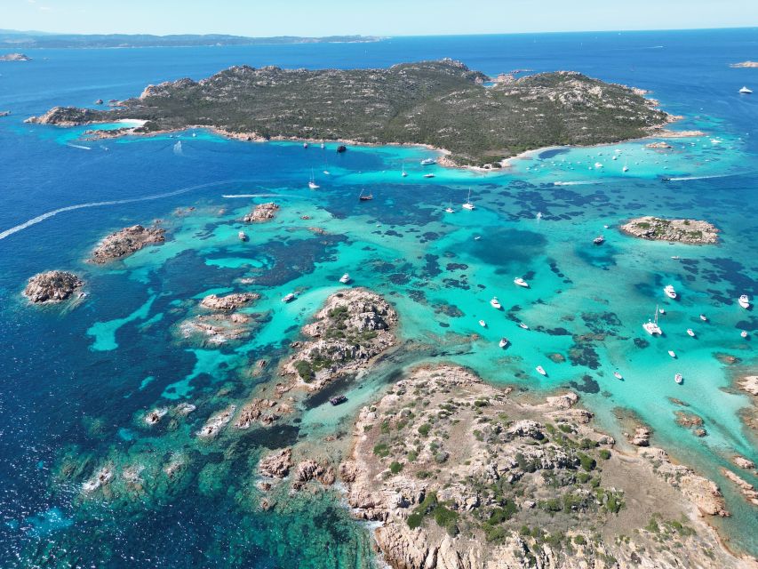From Cannigione: La Maddalena Archipelago Boat Trip - La Maddalena town: one hour on land