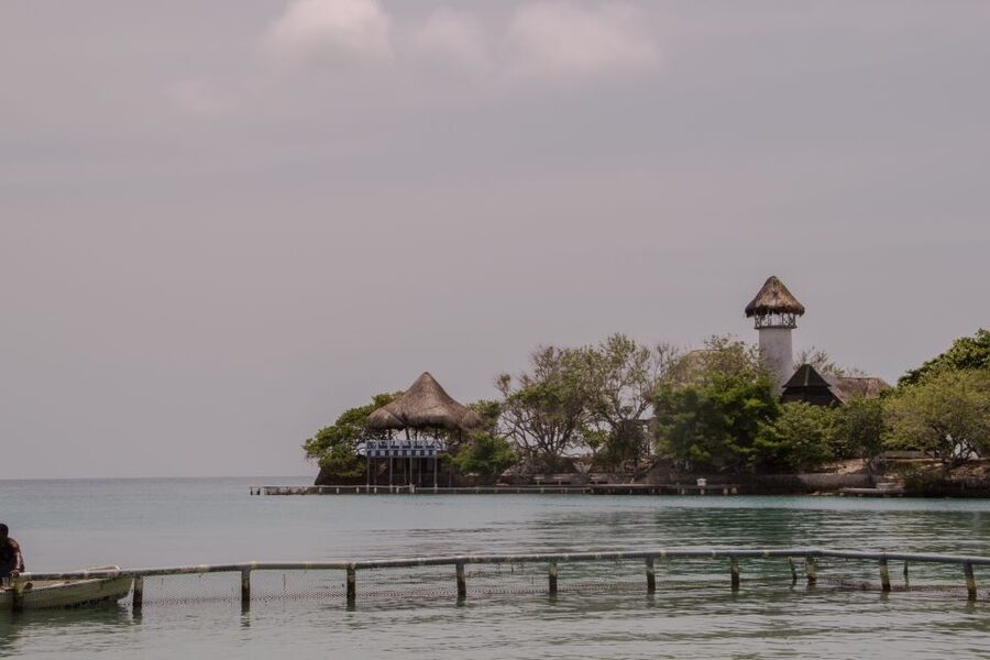 From Cartagena: Rosario Islands Day Trip - Lunch on the beach and what to expect