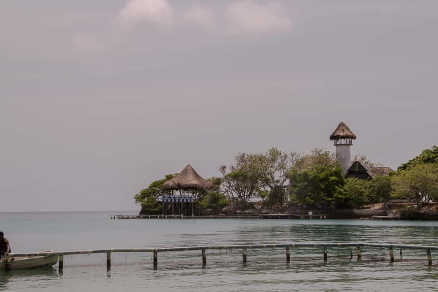 From Cartagena: Rosario Islands Day Trip - From Cartagena to Tierra Bomba by speedboat