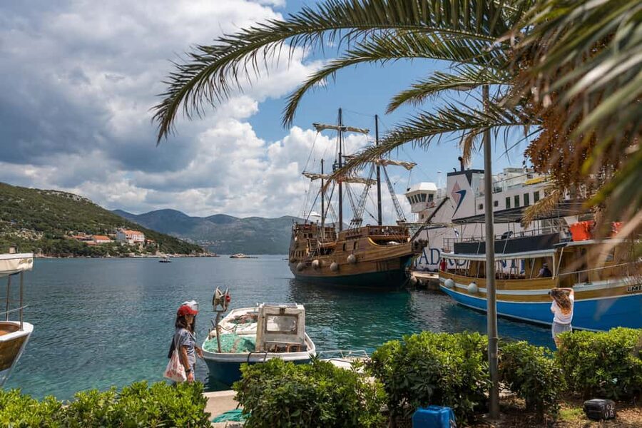 From Dubrovnik: Elaphiti Islands Galleon Cruise with Lunch - Key points to know before booking