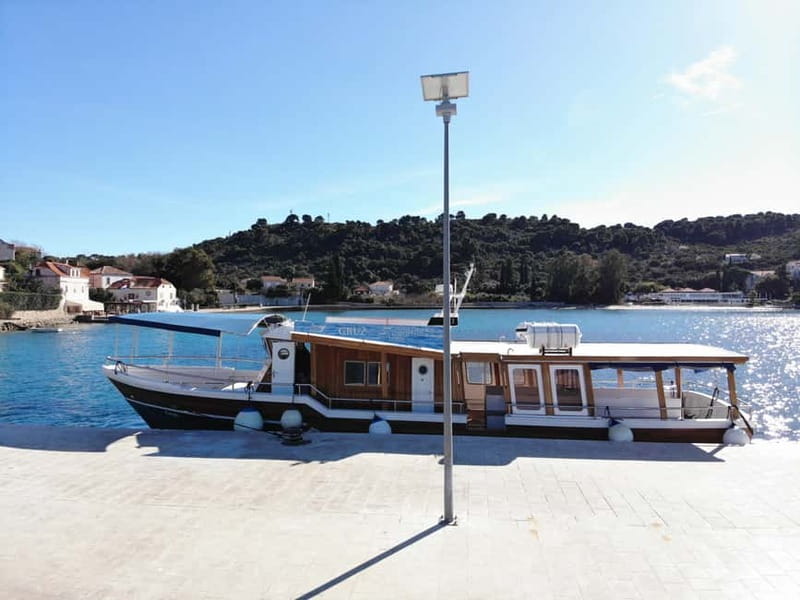 From Dubrovnik: Hop-On-Hop-Off Elaphiti Islands Boat Tour - Leaving Gruž Port for the Elaphiti Islands