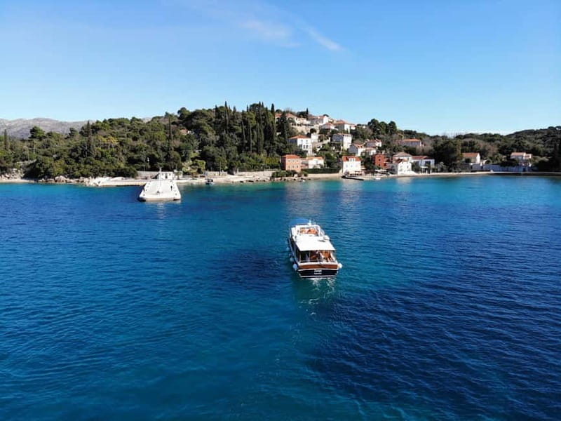 From Dubrovnik: Hop-On-Hop-Off Elaphiti Islands Boat Tour - A boat trip with guidance, not a guided tour