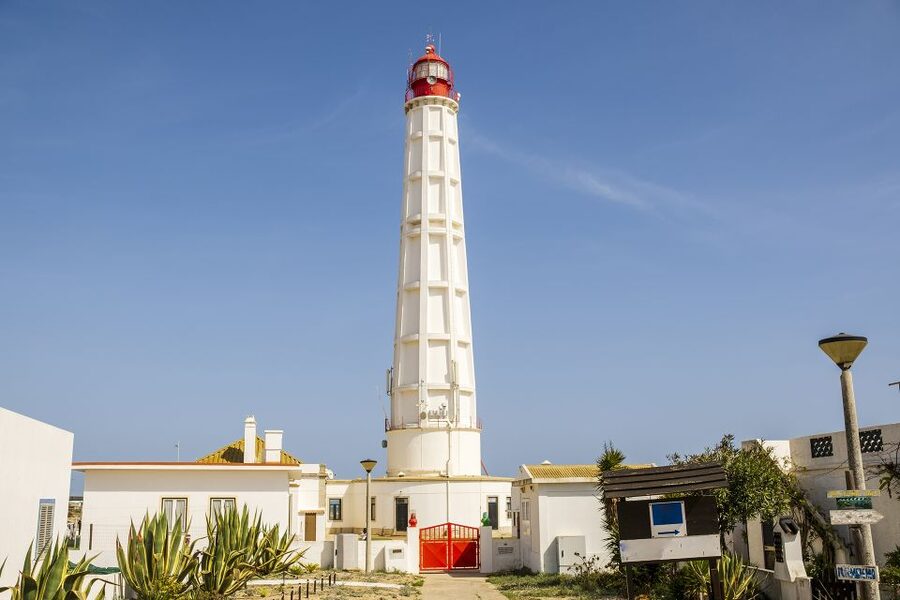 From Faro: Ria Formosa Hop-On Hop-Off 3 Islands Cruise - Who should book this island cruise?