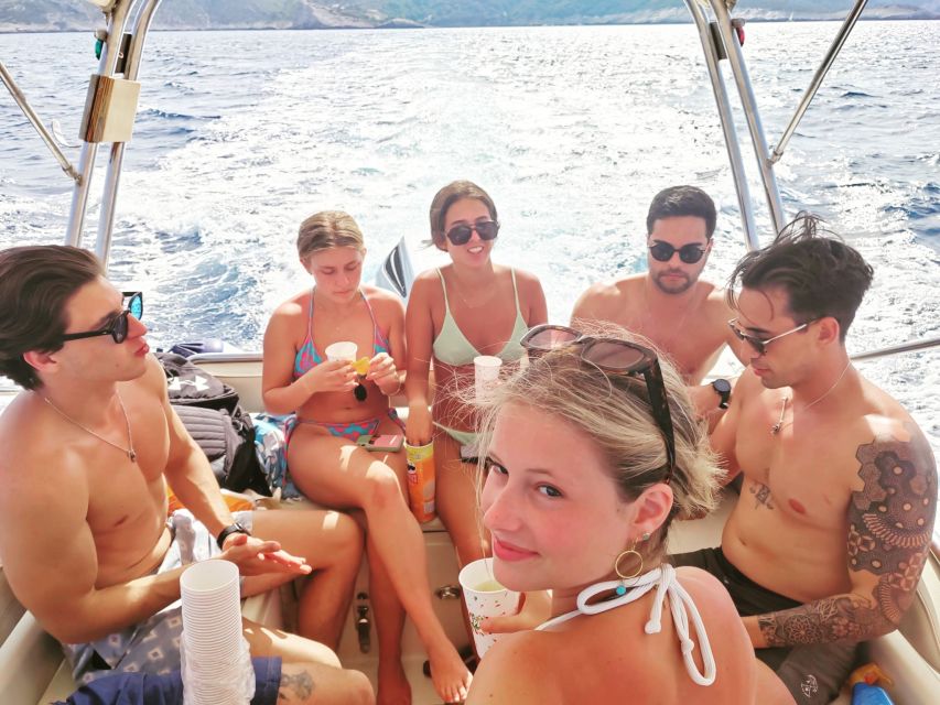From Hvar: Blue Cave and 5 Islands Boat Tour - A full day chasing blue water from Hvar