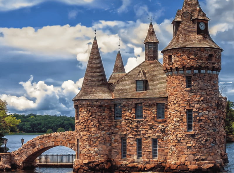From Ivy Lea: 1000 Islands Boldt Castle Scenic Cruise - Who should book the Ivy Lea cruise?