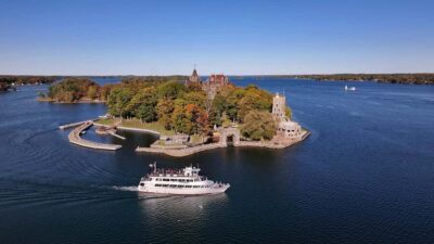 From Ivy Lea: 2-Hour Two Castle 1000 Islands Scenic Cruise