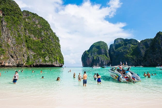 From Krabi - 4 Islands Speedboat Tour with Lunch & Snorkelling - Poda Island brings lunch and the longest break