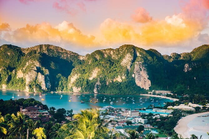 From Krabi - 4 Islands Speedboat Tour with Lunch & Snorkelling - What the speedboat format means for you