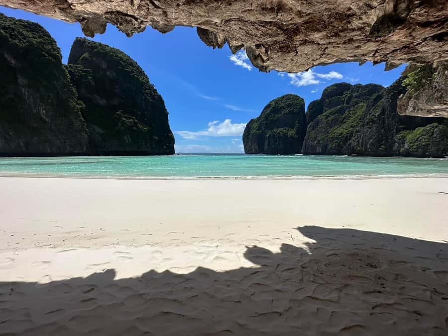 From Krabi: Phi Phi Early Bird & 4 Islands by Speedboat - What the $85 price really includes