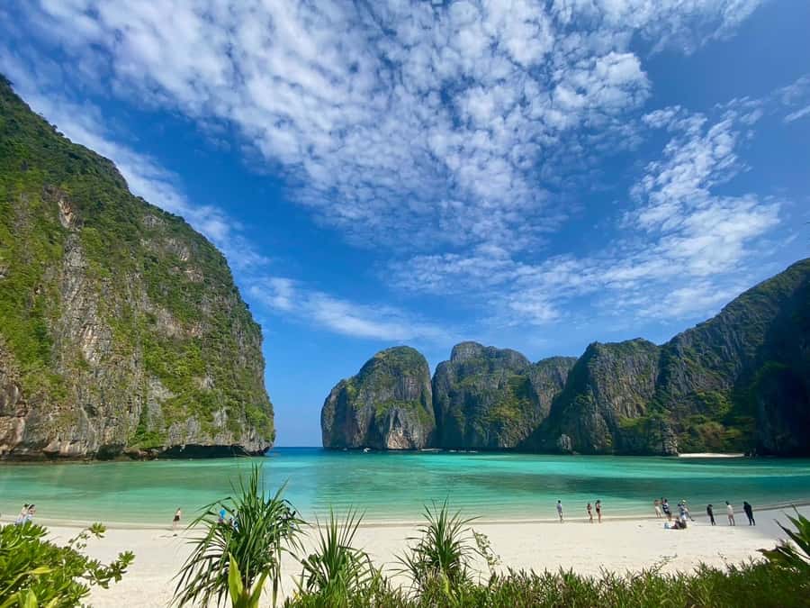 From Krabi: Phi Phi Early Bird & 4 Islands by Speedboat - The speedboat question: fast, useful, and sometimes rough
