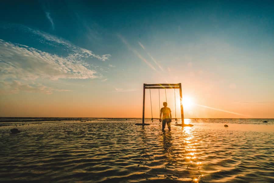 From Lombok: Private Gili Islands Trip w. Glass-Bottom Boat - Key points to know before booking