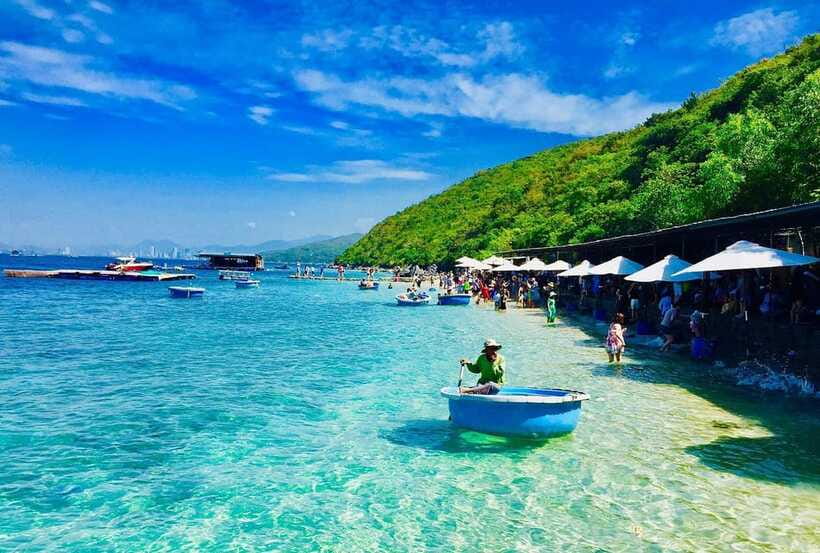 From Nha Trang: 3-Island Deluxe Tour with Lunch - What the $42 price really covers