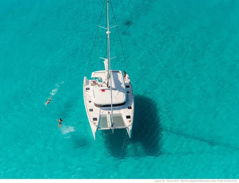 From Palau: Catamaran tour in La Maddalena Archipelago - The Lagoon catamaran and life on board