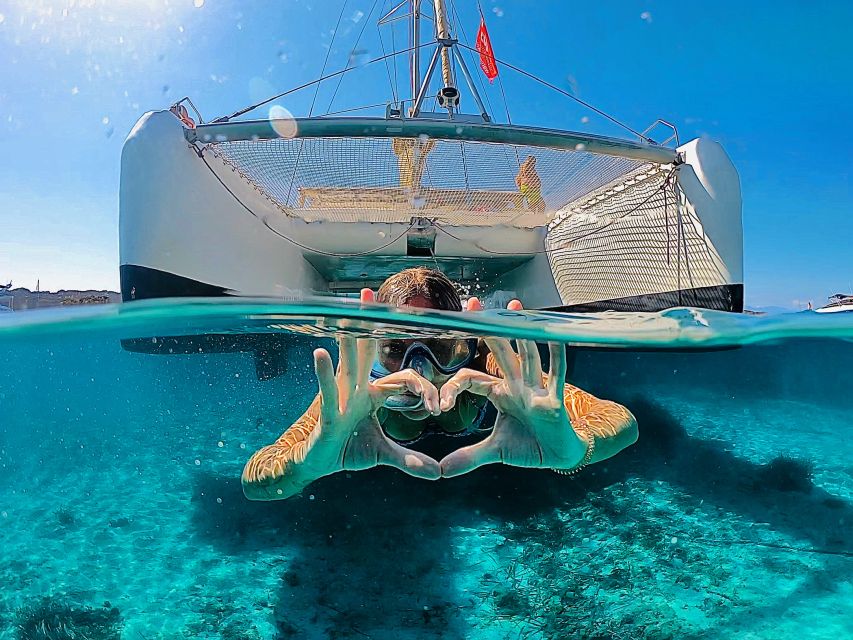 From Palau: Maddalena Archipelago Catamaran Tour with Lunch - Why this seven-hour boat trip works so well
