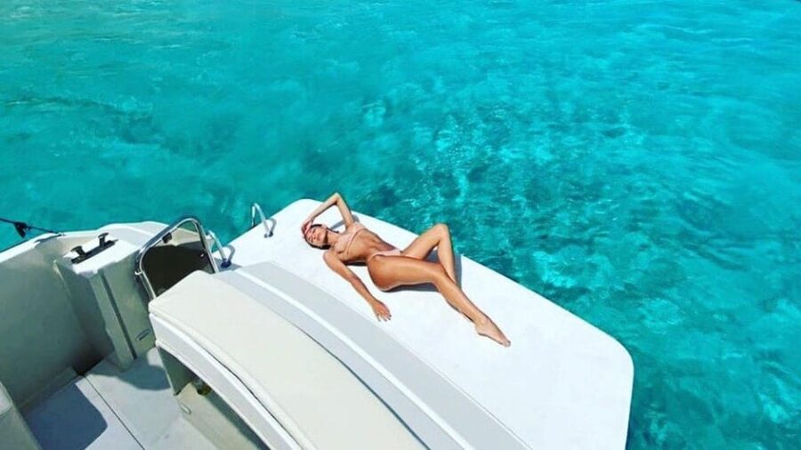 From Palau: Speedboat tour in La Maddalena Archipelago - The route may not include La Maddalena or Caprera
