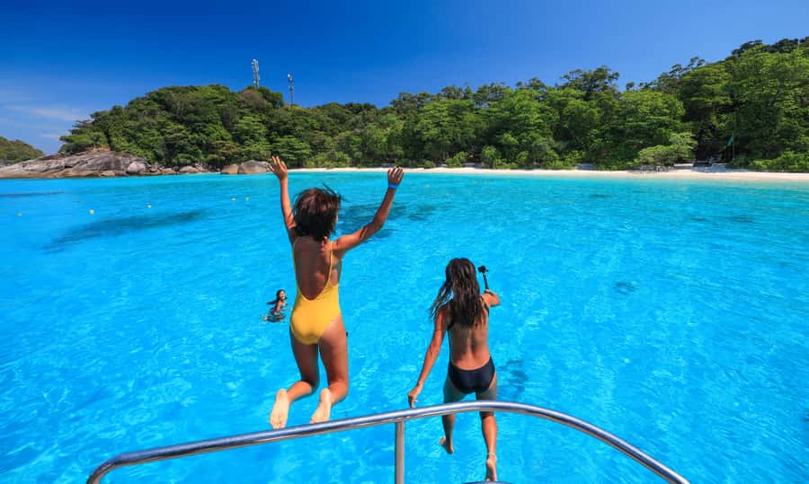 From Phuket or Khaolak : Similan Islands Day Trip - Early pickup, pier breakfast, and the trip offshore