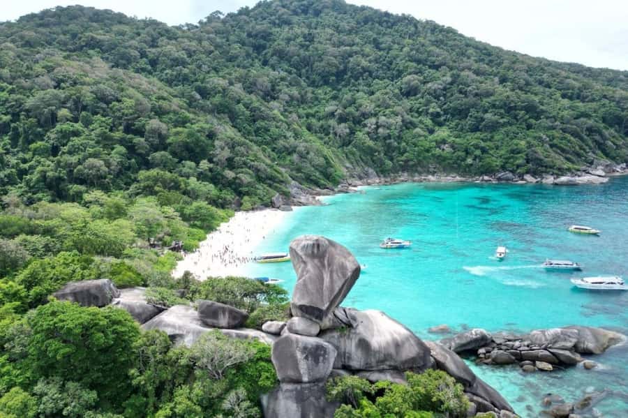 From Phuket: Similan Islands Day Trip - The speedboat ride to Island 8