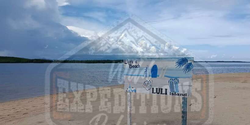 From Puerto Princesa: Honda Bay Island Hopping Full-Day Tour - Luli Island and the water jump