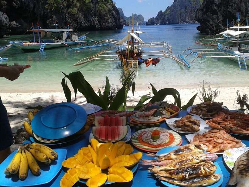 From Puerto Princesa: Port Barton & Island Hopping Day Trip - What $90 buys you