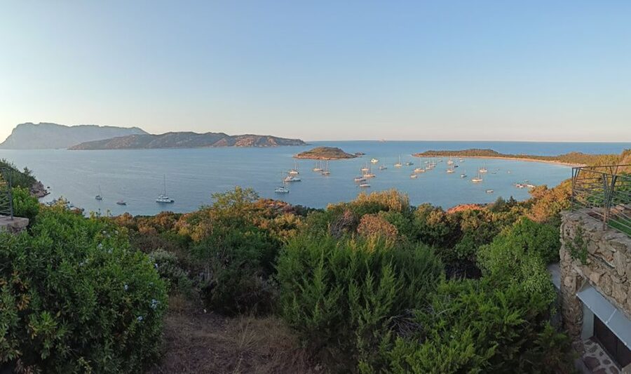 From San Teodoro: Tavolara Archipelago Dinghy Mini Tour - Capo Coda Cavallo and the open horizon