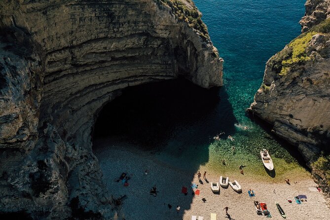 From Split: Blue cave & 5 Islands tour - The Pakleni Islands and the ride home