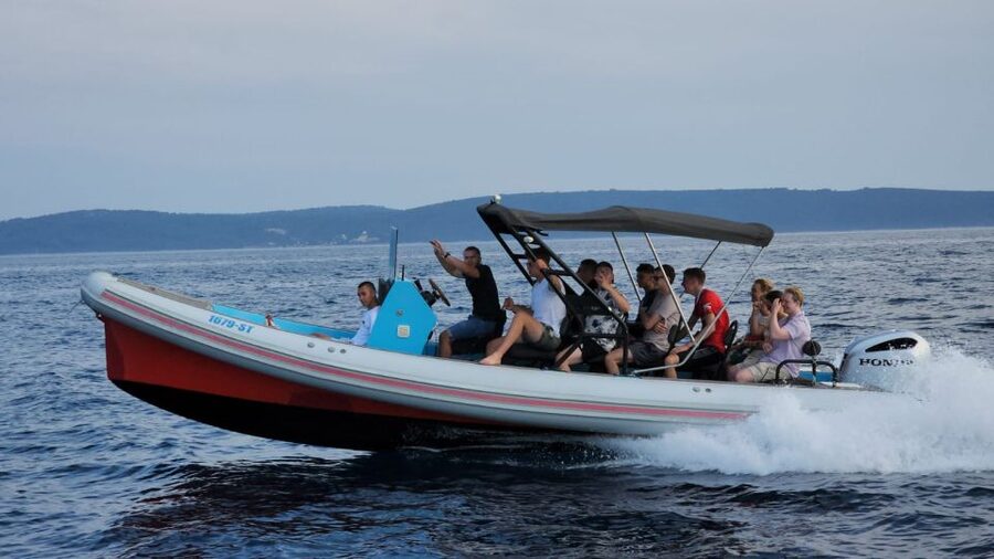 From Split: Blue Cave and 5 islands-Day Tour - The Pakleni Islands from the water