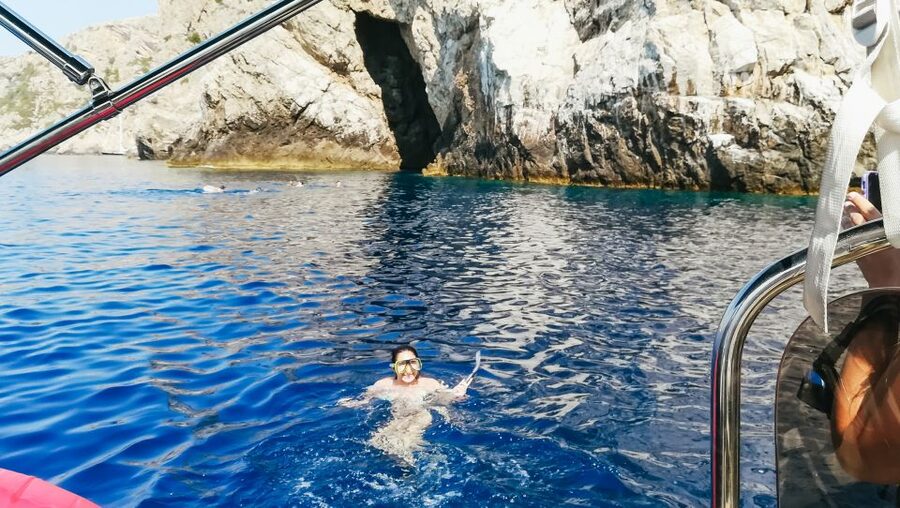 From Split: Blue Cave, Mamma Mia, Vis & Hvar 5-Island Tour - Budikovac Blue Lagoon and the best swim break