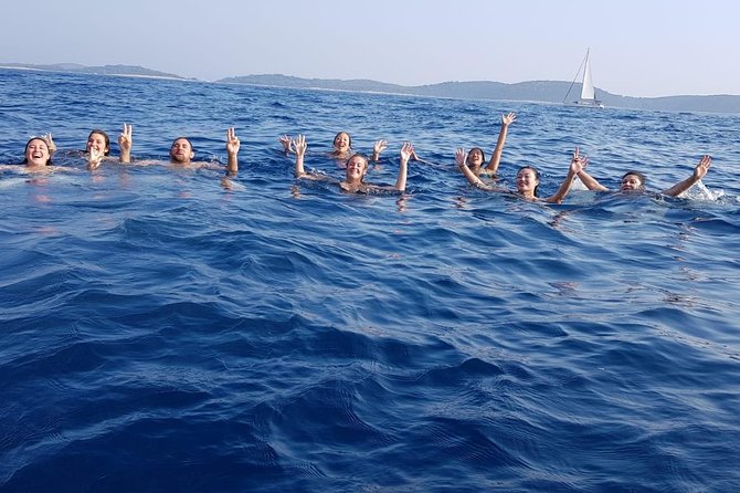 From Split: Half-Day Blue Lagoon and 3 Islands Boat Tour - Group size, timing, and what to bring