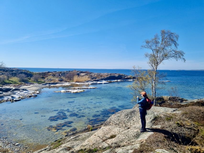 From Stockholm: Archipelago Hike to Landsort Lighthouse - Outdoor lunch, fika, and a possible barbecue
