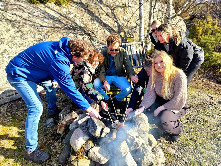 From Stockholm: Archipelago Hike to Landsort Lighthouse - Öja’s quiet village and island pace