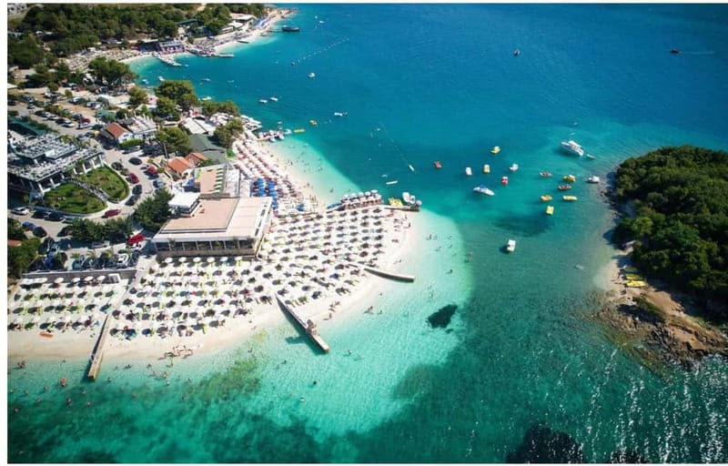 From Tirana: Saranda, Blue Eye, Ksamil Islands Boat Tour - Starting with the Blue Eye spring