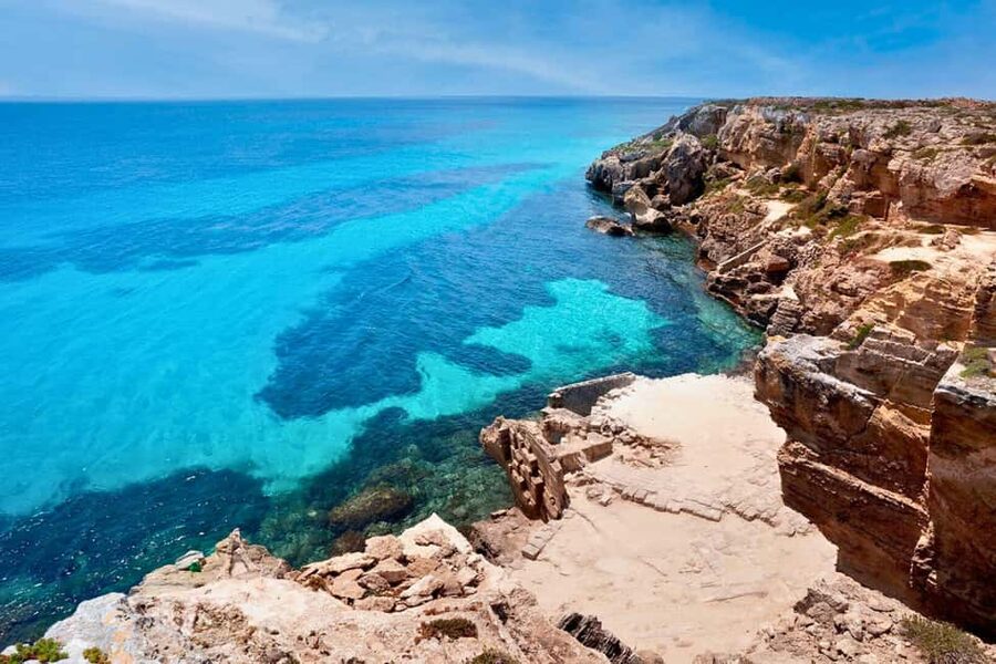 From Trapani: Egadi Islands Tour by RIB to Favignana and Levanzo with Lunch - The guides can shape the whole experience
