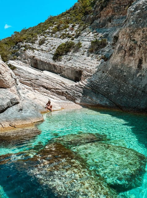 From Vis : Island-Hopping Cruise with beach and Cave Stops - Stiniva Cove, the scenic centerpiece