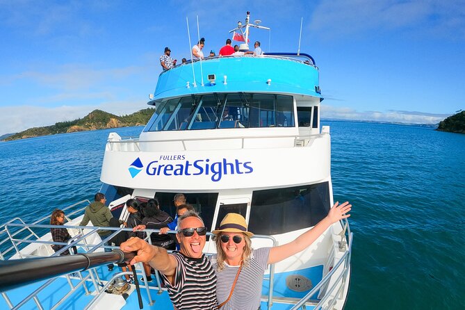 Full-Day Bay of Islands Tour by Vigilant Yacht Charters - Lunch aboard the yacht
