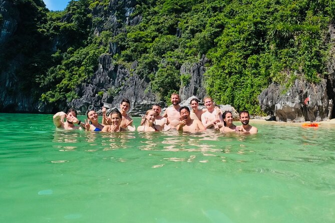 Full Day Boat Tour in Halong Bay, Cat Ba Archipelago & Lan Ha Bay - Four hours among Lan Ha Bay’s quieter islands