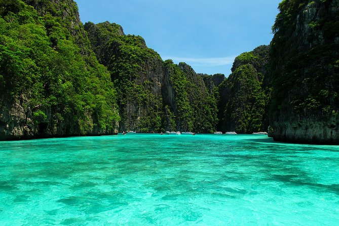 Full-Day Phi Phi Islands Tour with Lunch from Krabi - Why the early start matters at Maya Bay