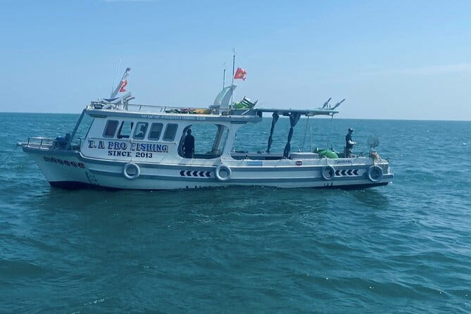 Full Day Phu Quoc 4 Island Tour with Cable Car - May Rut Trong for a Quiet Swim