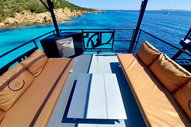 Full day private archipelago tour in La Maddalena - One quiet hour at Cala dell’Amore on Spargi
