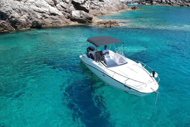 Full day Private Boat Tour to Elaphite Islands and South Mljet - What the boat provides on a long summer day