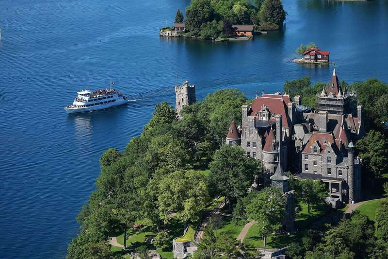 Gananoque: 1000 Islands Cruise & Optional Boldt Castle Entry - The one-hour cruise through the Admiralty and Navy groups